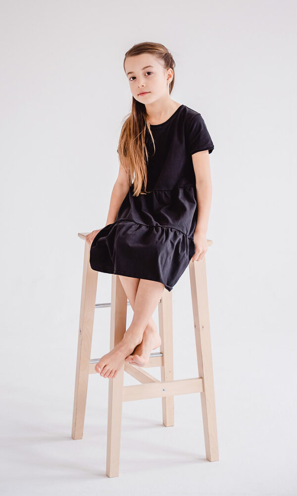 Dětské letní tričkové šaty BASIC černé