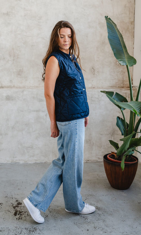 Dámská prošívaná vesta Lara tmavě modrá