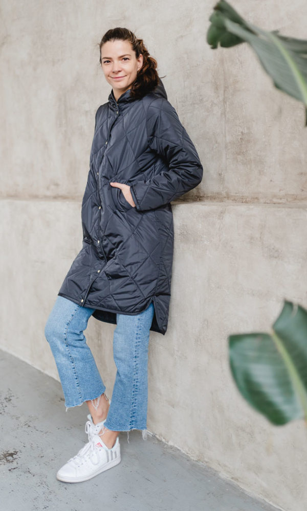 Dámská prošívaná bunda Lara dlouhá tmavě šedá