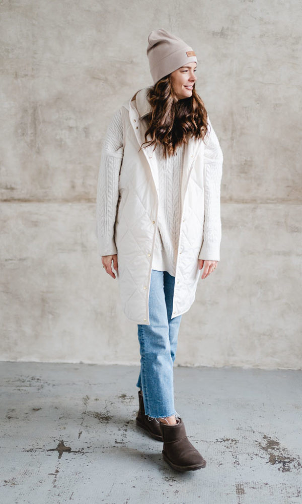 Dámská prošívaná vesta Lara dlouhá krémová