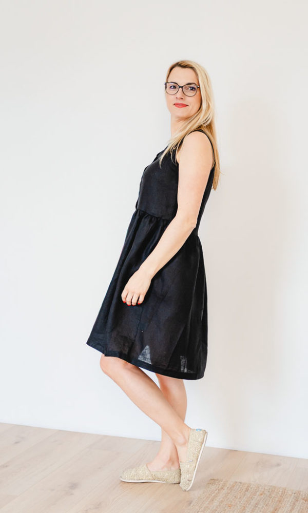 Dámské lněné šaty LINEN bez rukávů černé