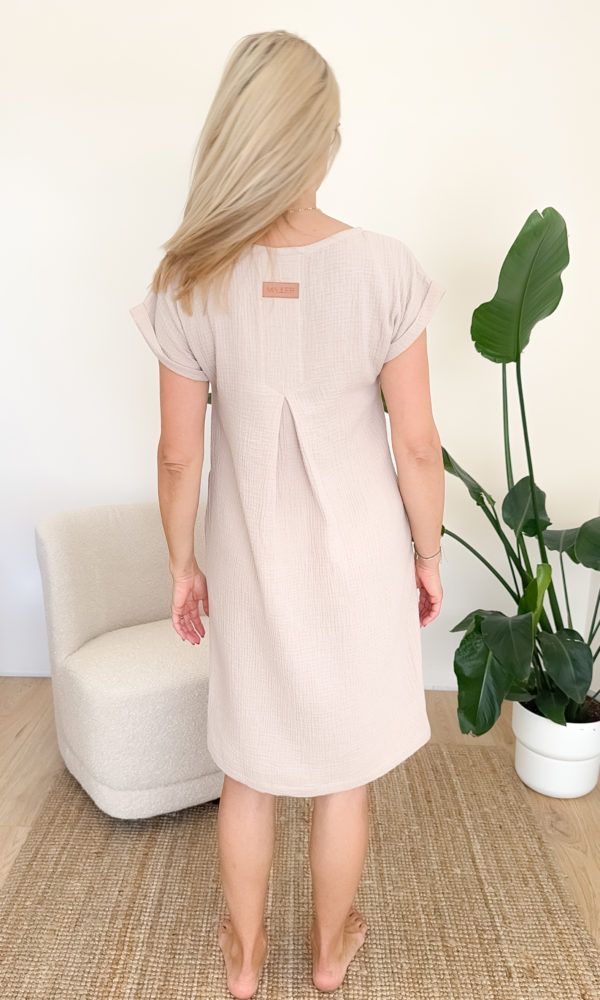 Dámské mušelínové šaty MEDA béžové